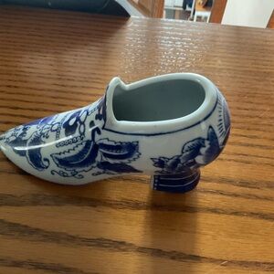 Blue/White ceramic porcelain decorative shoe